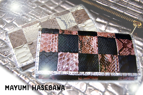 この財布は誰の手に？！ジャパン市松模様 VS 超ド派手なギラギラ