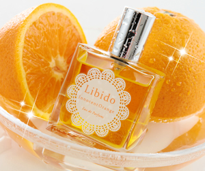 エルシーラブコスメティック 女性らしさをグッとあげる…ベッド専用香水『リビドー・イノセントオレンジ』 | エルシーラブコスメティック