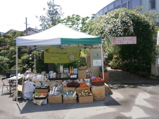 有機野菜「ビオ・マルシェの宅配」、京阪園芸ガーデナーズで開催の「春のローズフェスタ2016」に出店