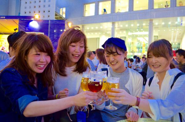 ユネスコ無形文化遺産「ベルギービール文化」を空中庭園の下で体験 ベルギービールウィークエンド 2017 大阪 　 5月24日（水）～ 5月28日（日）5日間開催　新梅田シティ ワンダースクエア