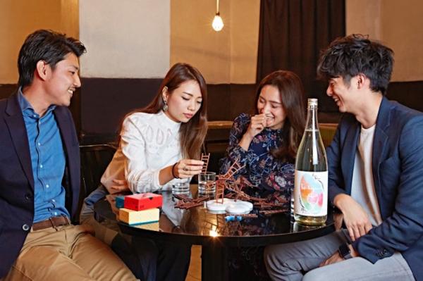 「リカー・イノベーション」が、東京・西新宿の大人が本気で遊べるBAR「FLAT」のお酒をプロデュース！