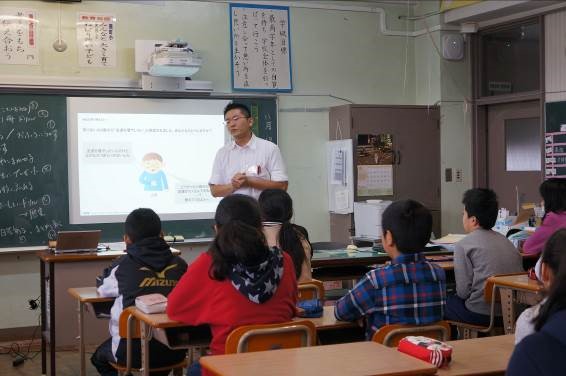 会津若松市に避難中の大熊町の小学生を対象に 「コンサルタントの仕事」体験授業を実施 ～「考える力」を引き出すオリジナルプログラム～