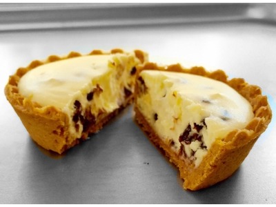 15.000人の町で15000個（月）を販売するチーズタルト専門店が、販売中止していたチョコチーズタルトを10/5に再開！
