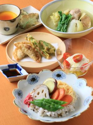 有機野菜の「ビオ・マルシェの宅配」、大阪ガスクッキングスクールが開催する100％オーガニックの料理教室に協賛