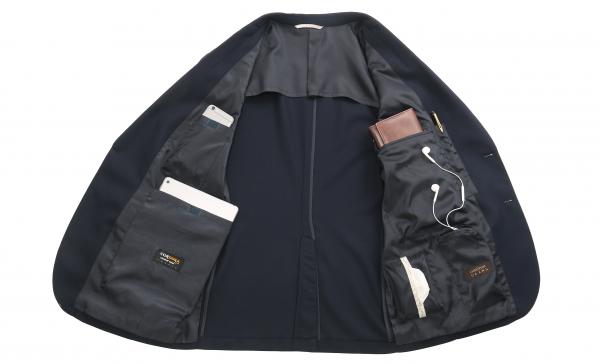 手ぶらで通勤、手荷物不要のジャケットを発売～優れた耐久性と9つのポケットを持つ「バッグレスジャケット」～