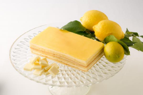 【KEISUKE MATSUSHIMA特製 レモンオペラ 2018】販売のご案内 フランスニースに本店を構える当店ならではの特製ケーキをご用意しました。