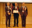 （左から）情報処理学会西尾会長、荒川氏、IEEE-CS笠原会長