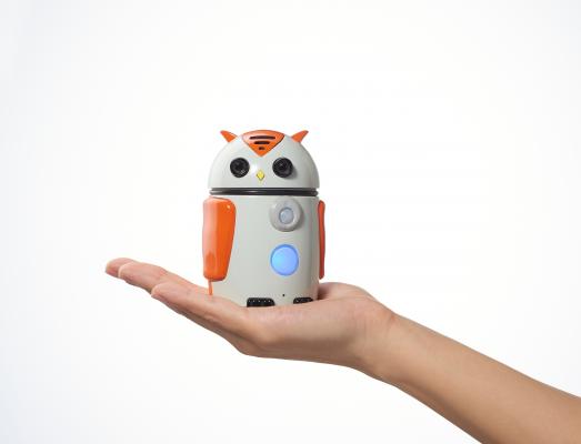 ハタプロのマーケティング支援AIロボット 「ZUKKU」に音声合成AITalkが採用