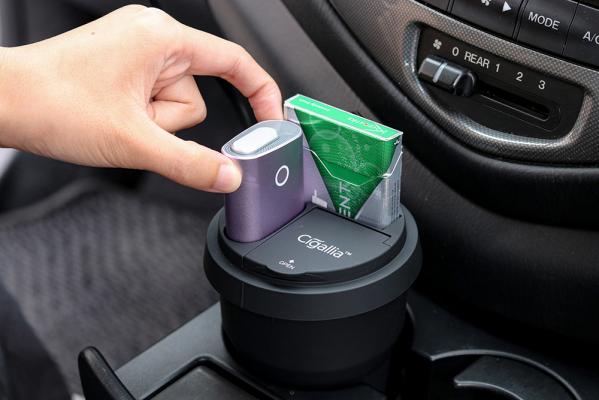 車内や卓上でgloをひとまとめに管理、灰皿兼用タンブラー型のglo充電器を新発売