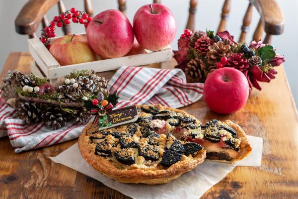 ざくざくクッキーとほろ苦カフェモカの新しい美味しさ。アップルパイ専門店グラニースミスのクリスマスパイ「クッキー&カフェモカの クリスマス アップルパイ」12月15日より限定発売開始