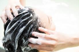 これからのＷＩＴＨコロナ生活に向け、頭皮ケアサロンＯＨＢＡから、新しいシャンプー法を公開。コロナに負けないシャンプー法７つの法則！名付けて「上を向いて洗おう！」楽しいシャンプータイムでお過ごし下さい。