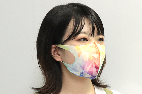 大好評の日本製クール立体マスクに 小さめサイズが登場！！税別450円～