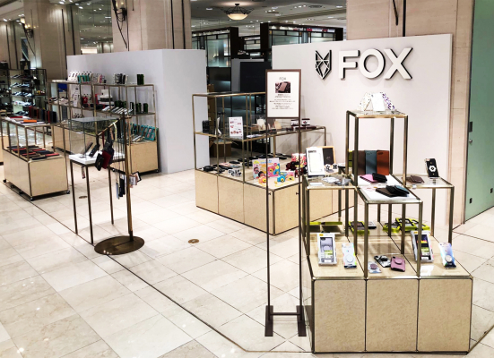 大丸神戸店1階にて、“おしゃれなファッションアイテムとしてのスマホアクセサリー”を集めたセレクトショップ「FOX STORE」のポップアップストアが、9月18日（水） より限定オープン！