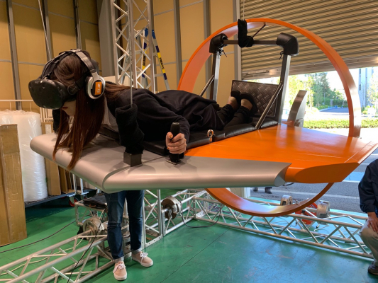 メディアフロント・ジャパン　 TE 空飛ぶクルマ「rFlight」のVR体験を開発 （CEATEC 2019）