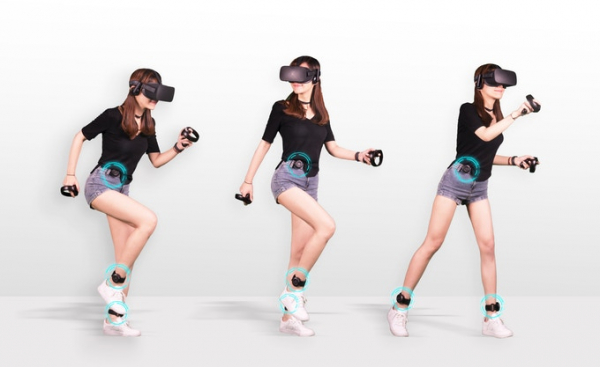 家庭用歩行型VRの『KATloco』日本販売開始
