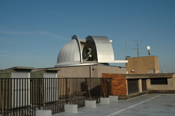 令和２年３月１４日（土）岐阜市科学館「★星を見る会」を開催。岐阜市科学館でたくさんの天体望遠鏡を使って、いろいろな天体を楽しみませんか。
