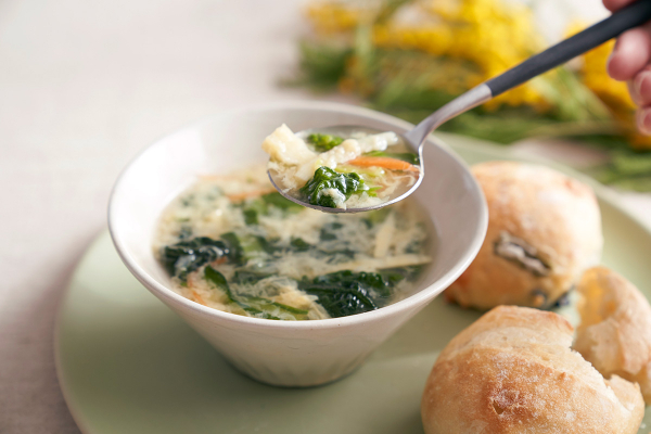 1食わずか276kcalのヘルシースープセットを含む、春の新作冷凍パン・スープが発売！