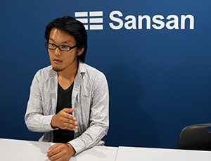 Sansan株式会社 日比谷様 インタビュー写真01