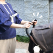首かけで両手がふさがらない