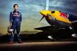 のRed Bull Air Raceパイロット、室屋義秀氏
